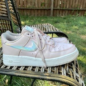 Women’s Air Force 1 07 ESS - Worn, Size 8.5